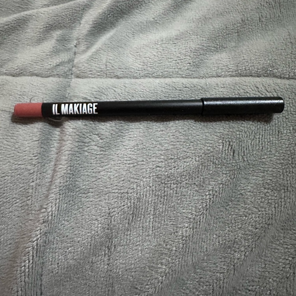 IL MAKIAGE Lip Liner - Antique